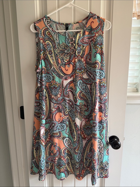 J.T.B Dresses & Skirts - Sleeveless Paisley Print A-Line Dress in Peach & Teal
